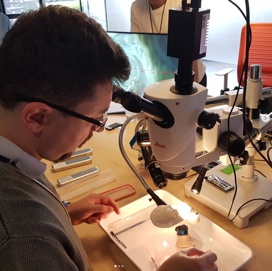 Doç. Dr. Burak Ülkümen Mikroskop Altında Kulak Cerrahisi